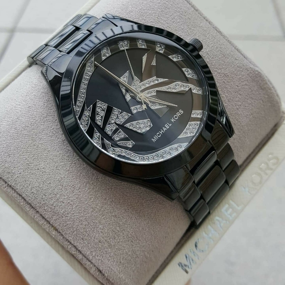 🚀⌚Michael kors original brand new without tag - Picture 3 of 3